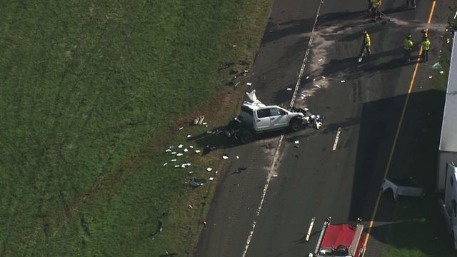 Sky 5 flies over crash on Durham Freeway