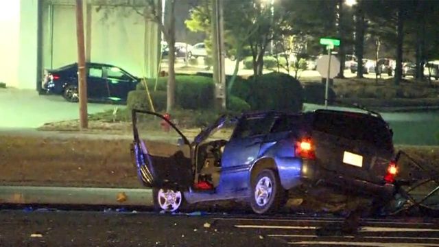 Crash closes US 501 in Durham for hours