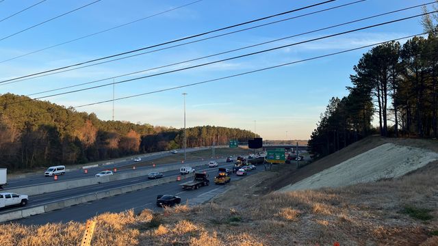 Crash on I-40 West in Raleigh creates massive delays