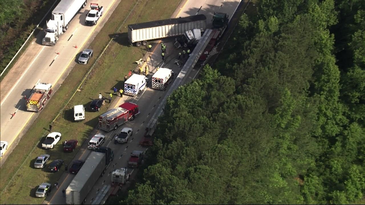 Person killed in tractor trailer crash on I 40 near Benson