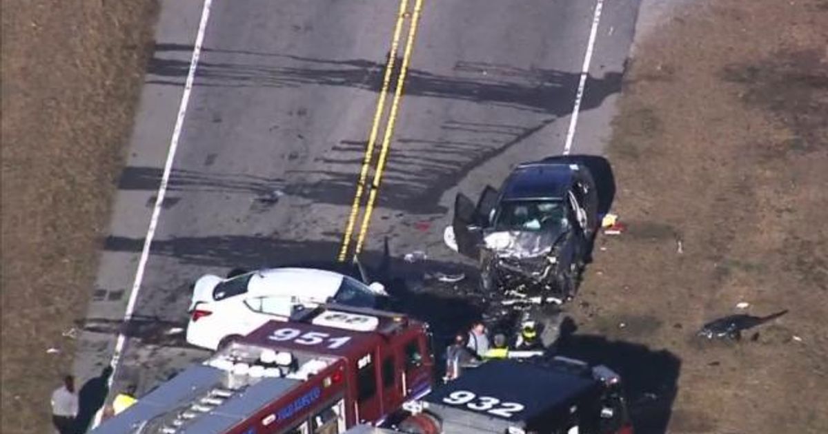 2 killed in head-on crash along US 421 in Sampson County :: WRAL.com