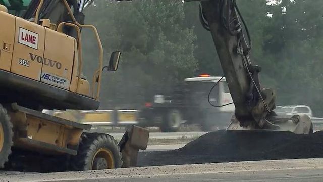 Collector lane on I-440 reopens after pavement work