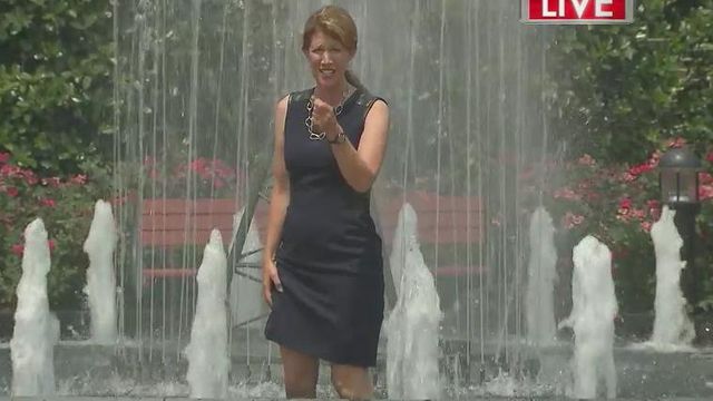 Elizabeth takes a dip in WRAL fountain