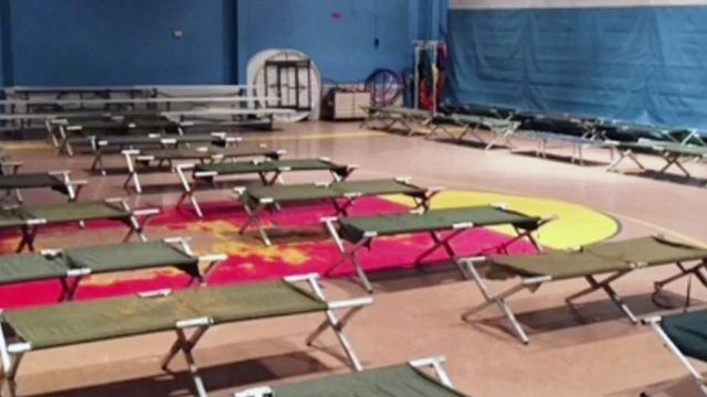 Many pitch in to shelter needy from record cold