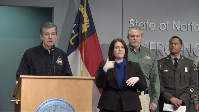 Cooper: Snow across state, hundreds of collisions
