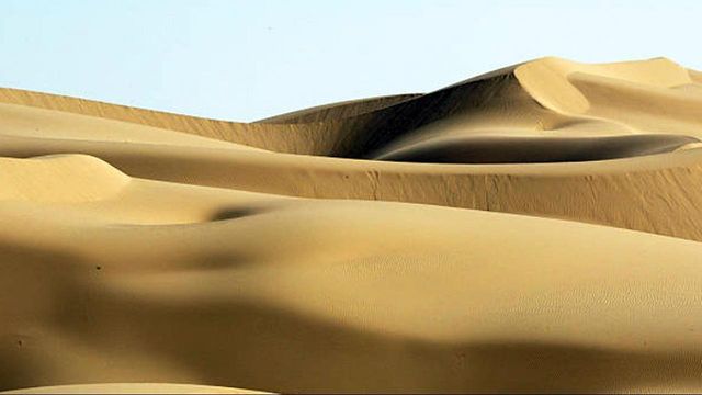 Scientists work to make it rain in Sahara