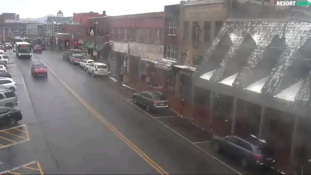 Snow flurries fall in Boone