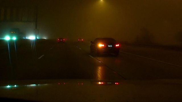 Dense fogs delays Christmas travel through Chicago