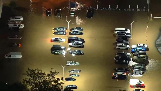 Cars underwater in Philadelphia