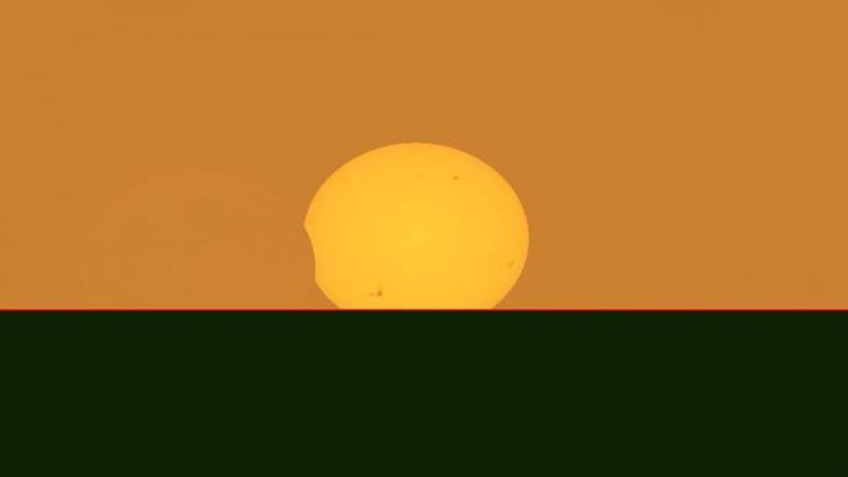 Mar 29 partial solar eclipse from Corova, NC