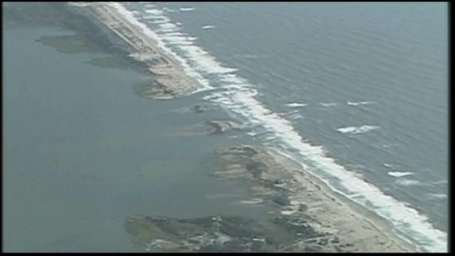 Outer Banks residents take Irene seriously