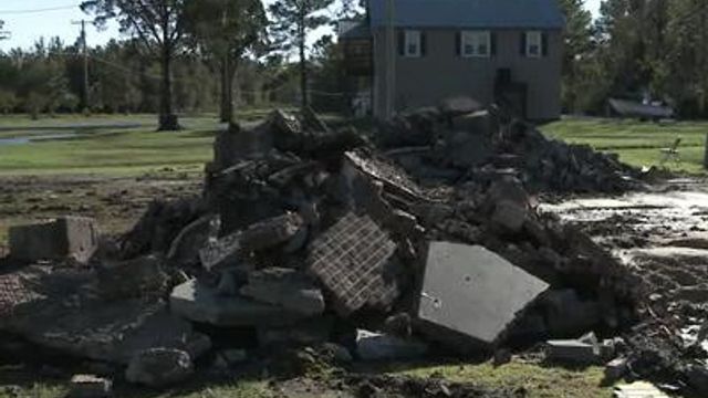 Irene recovery slow along NC coast