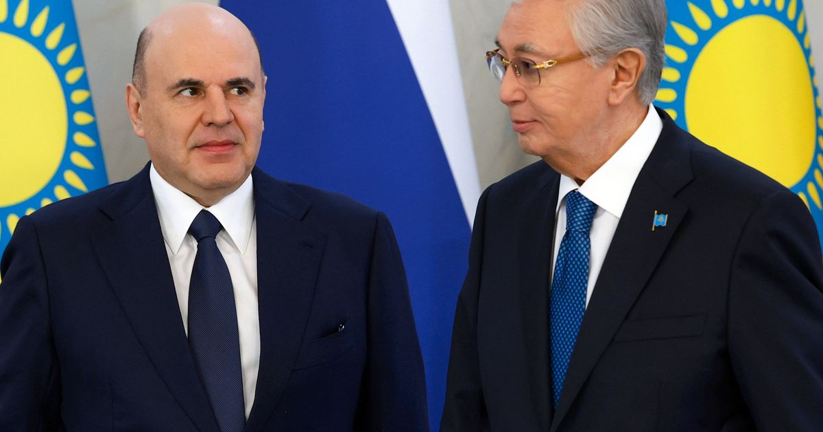 Media freedom groups urge Kazakhstan's president to drop charges against journalists