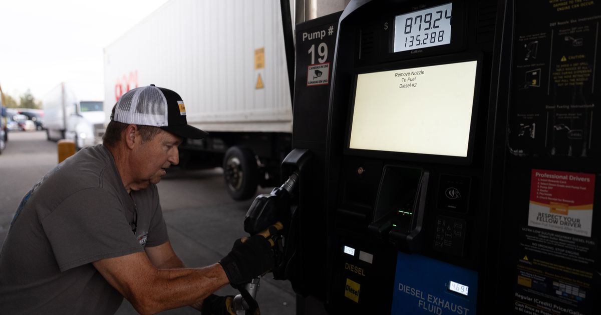 US consumer confidence inches higher in April despite Iran war, soaring gasoline prices