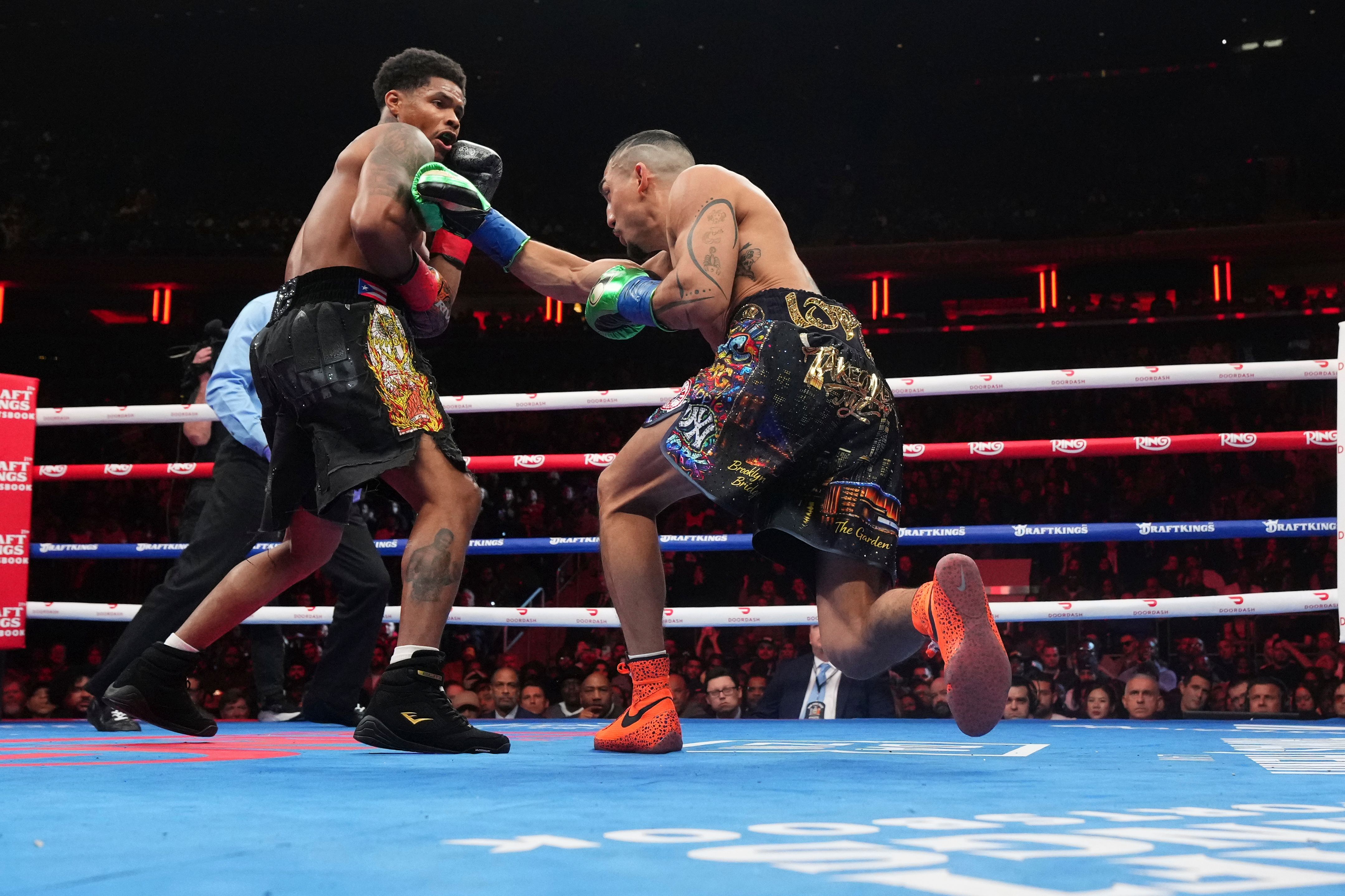 Shakur Stevenson boxing Teofimo Lopez at Madison Square Garden in 2026