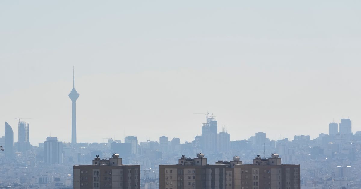 Pakistan forges ahead with diplomatic efforts to bring Iran and US together for talks