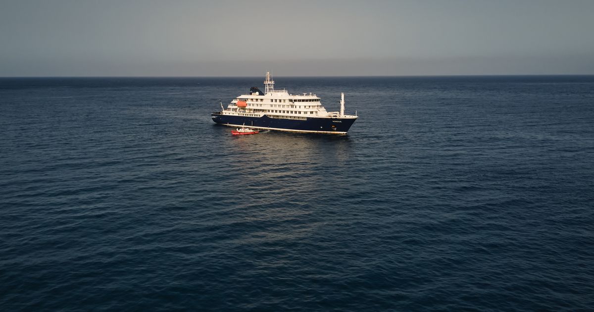 3 patients evacuated from cruise ship with hantavirus outbreak, new case confirmed in Switzerland