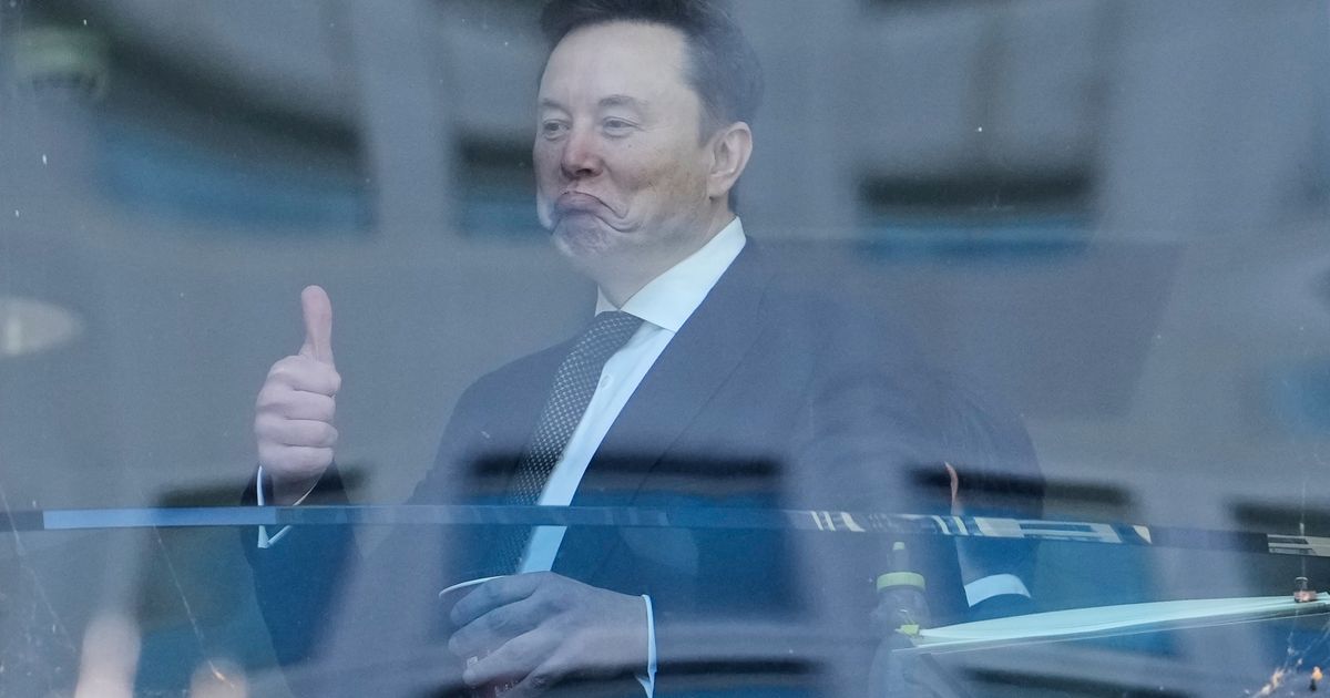 Fact-check: Does Elon Musk pay the same amount into Social Security as someone making $185K?
