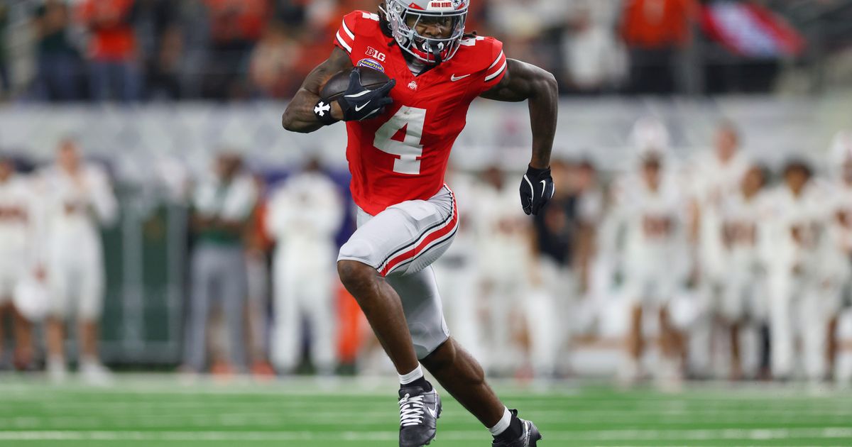 Ohio State and Oregon Lead AP Top 25 as Big Ten Claims Top Two Spots