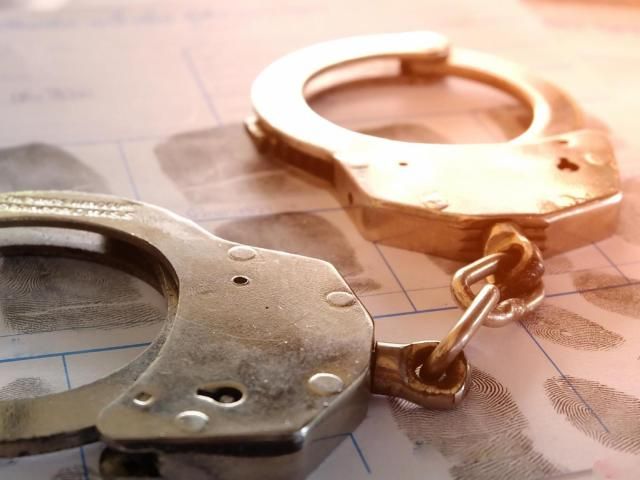 Report : Ex - bodyguard of former senator sued in NC charged with damaging her Arizona home