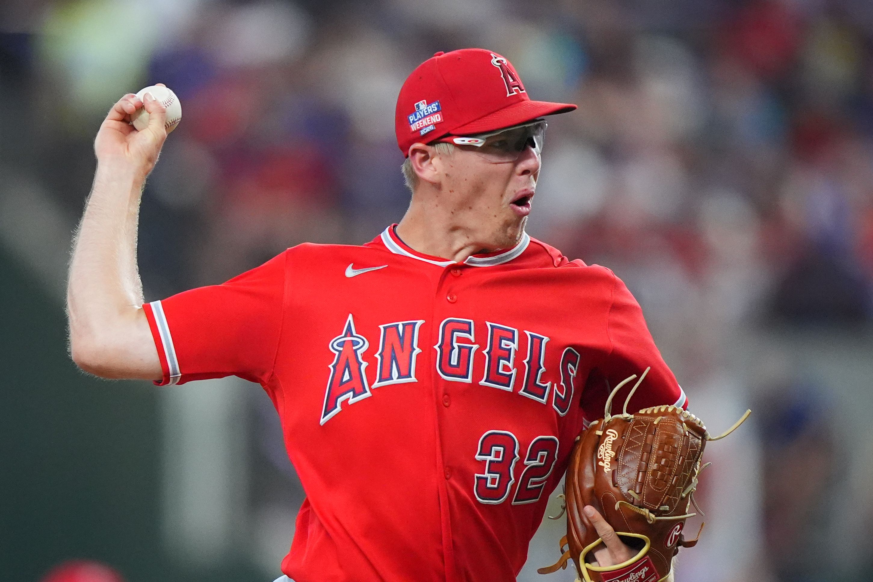 Angel Ryan Johnson , two relievers combine on 1 - hitter in 3 - 0 victory over the Rangers
