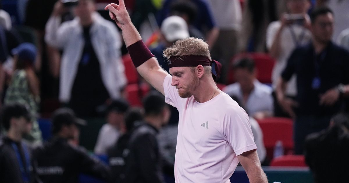 Davidovich Fokina upsets future No. 1 Zverev to reach the Shanghai Masters final against Jodar