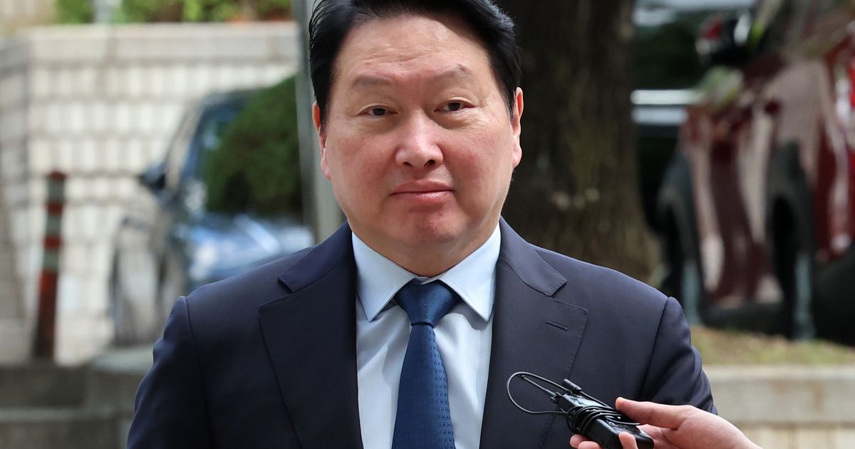 Chairman of South Korean tech giant SK ordered to pay $640 million in divorce case