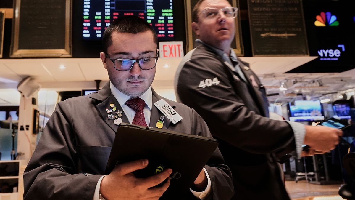 Palantir, Nvidia and other AI stars dim as Wall Street falls further from its records - WRAL.com