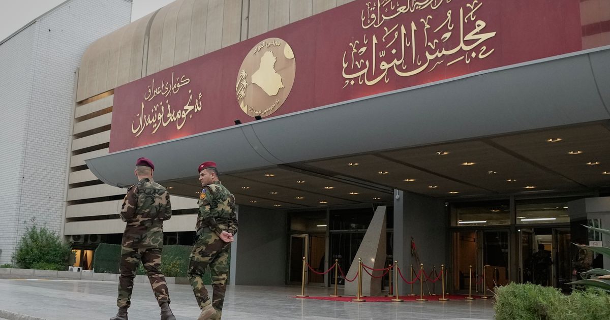 Iraq elects Kurdish politician Nizar Amidi as president amid war fallout