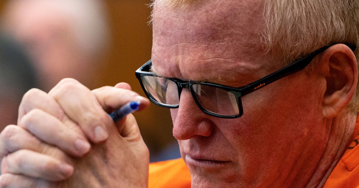 Alex Murdaugh's true crime saga returns as his murder retrial date is set