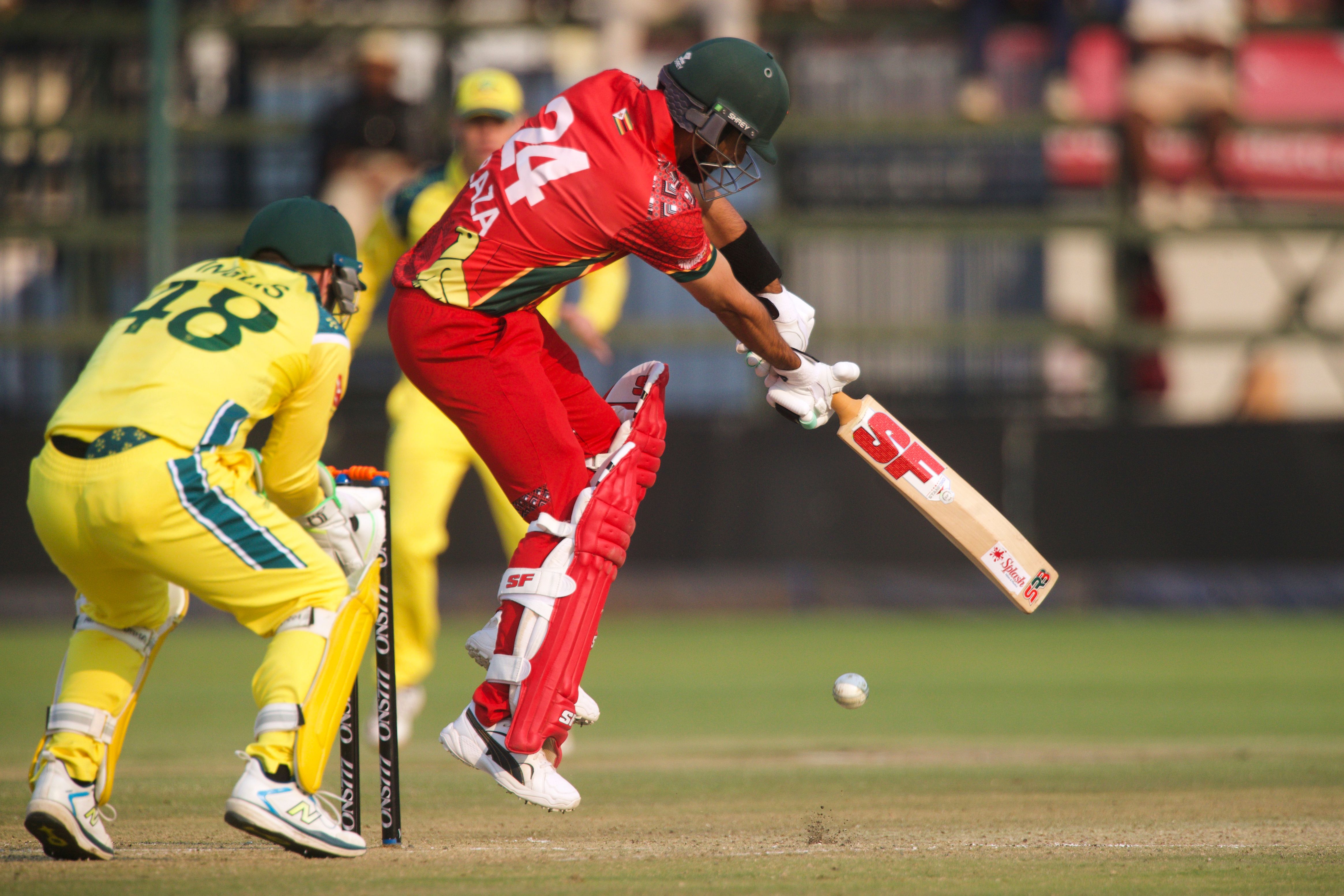 Australia completes cricket series sweep with 1 - wicket win against Zimbabwe in 3rd ODI