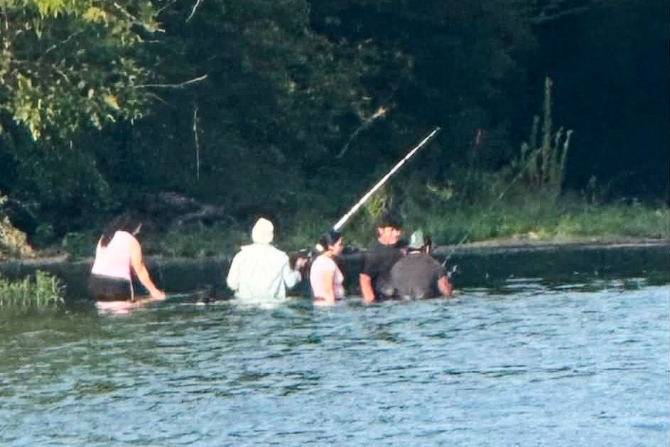 The last picture': A passing boater's photograph may be the 5 adults who  drowned in Ohio :: WRAL.com