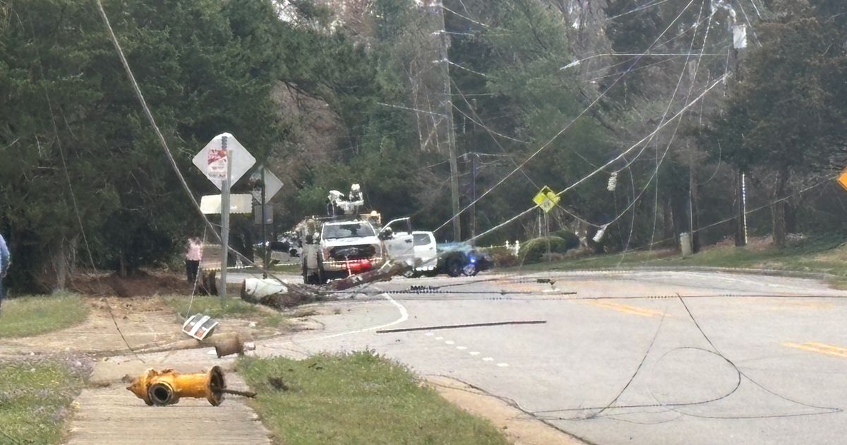 Truck hits utility pole in Raleigh neighborhood, knocking out power for hundreds