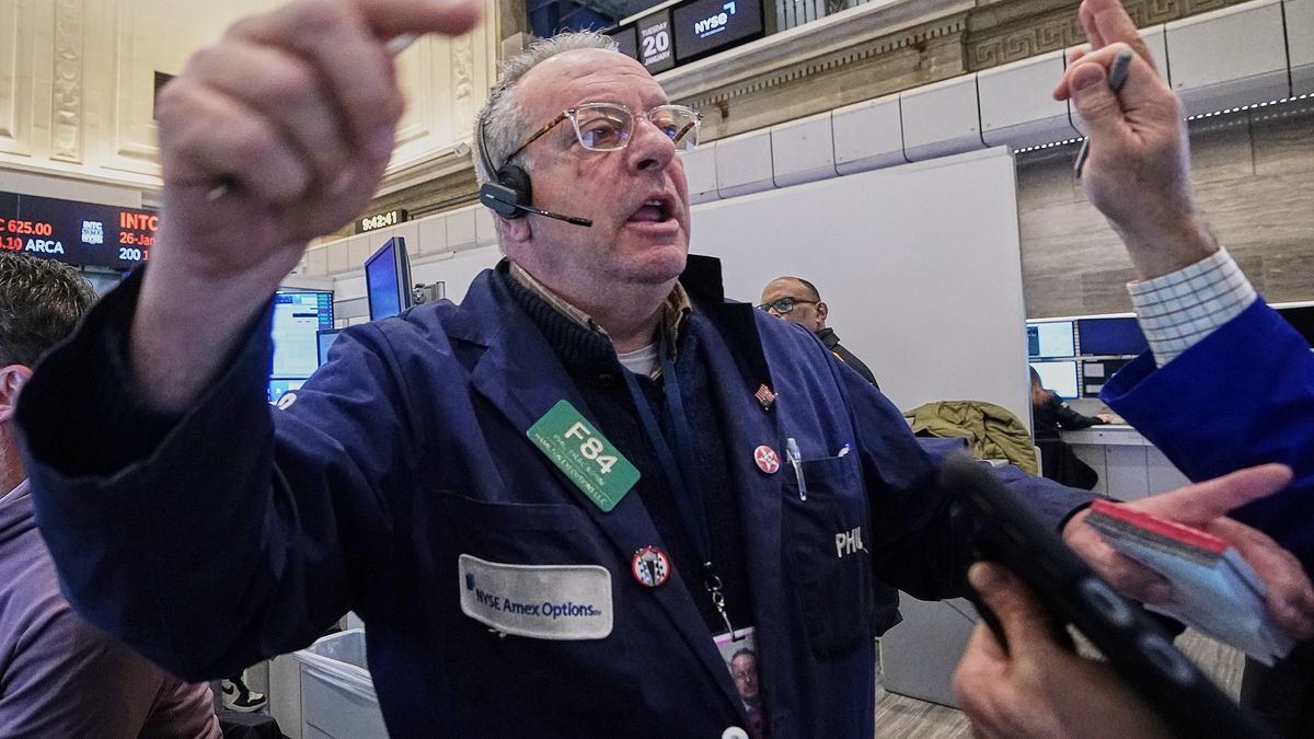 Options trader Phil Fracassini works on the floor of the New York Stock Exchange, Tuesday, Jan. 20, 2026. (AP Photo/Richard Drew)