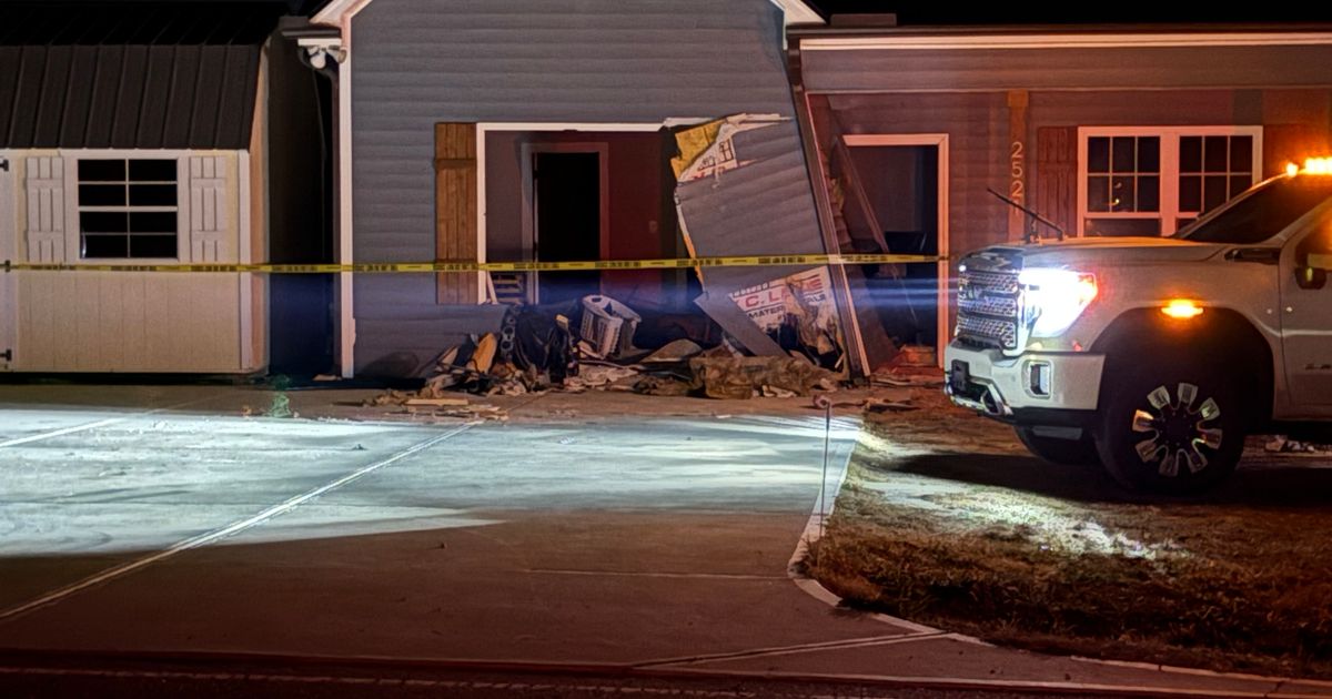 Car crashes into Wake County home on Rolesville Road