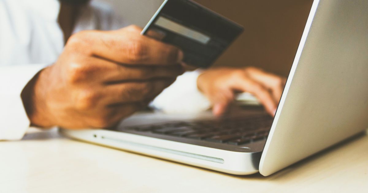 When to Seek Professional Help for Credit Card Debt