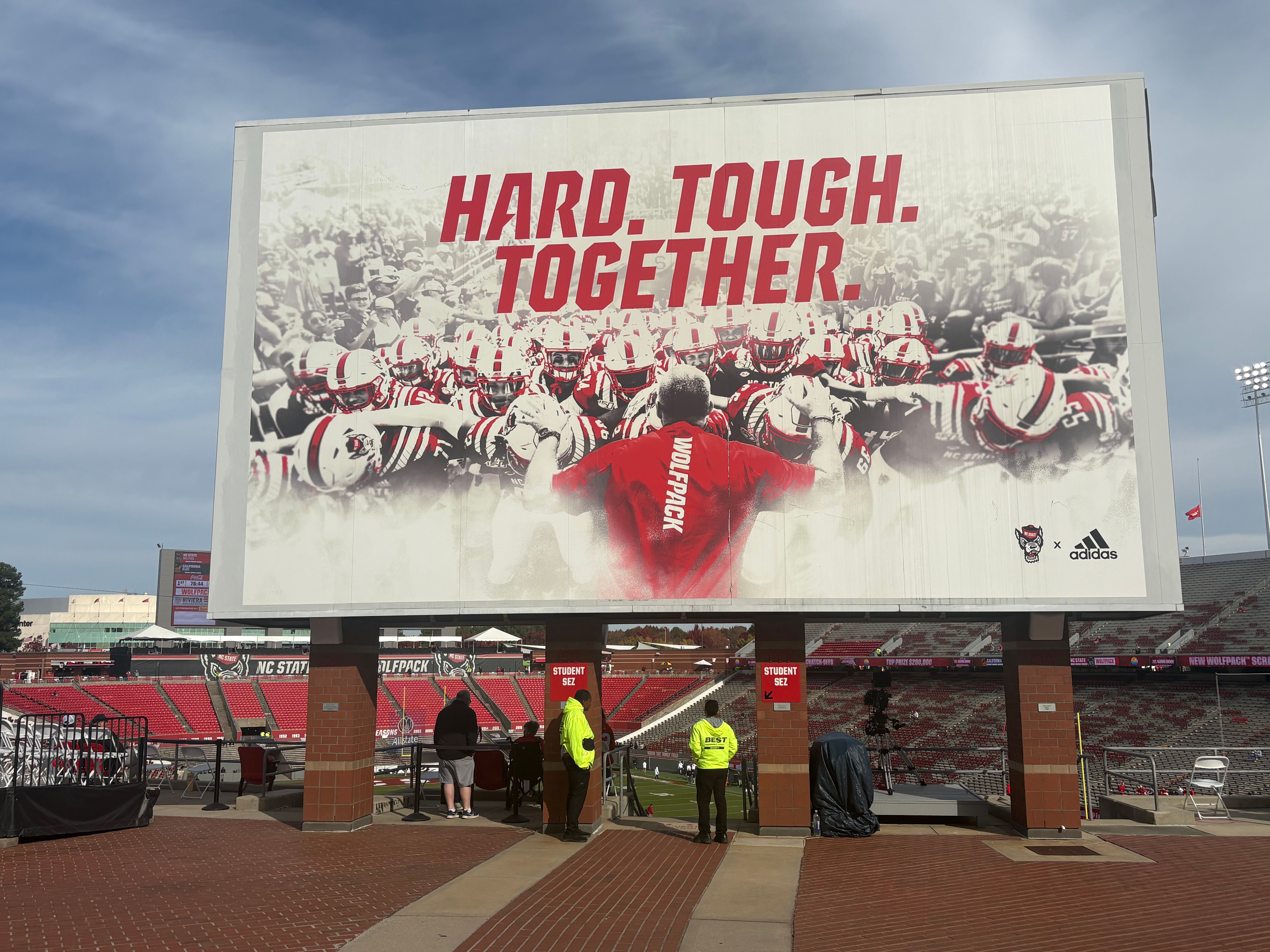 Live: NC State up big on Cal in first game since Doeren's firing
