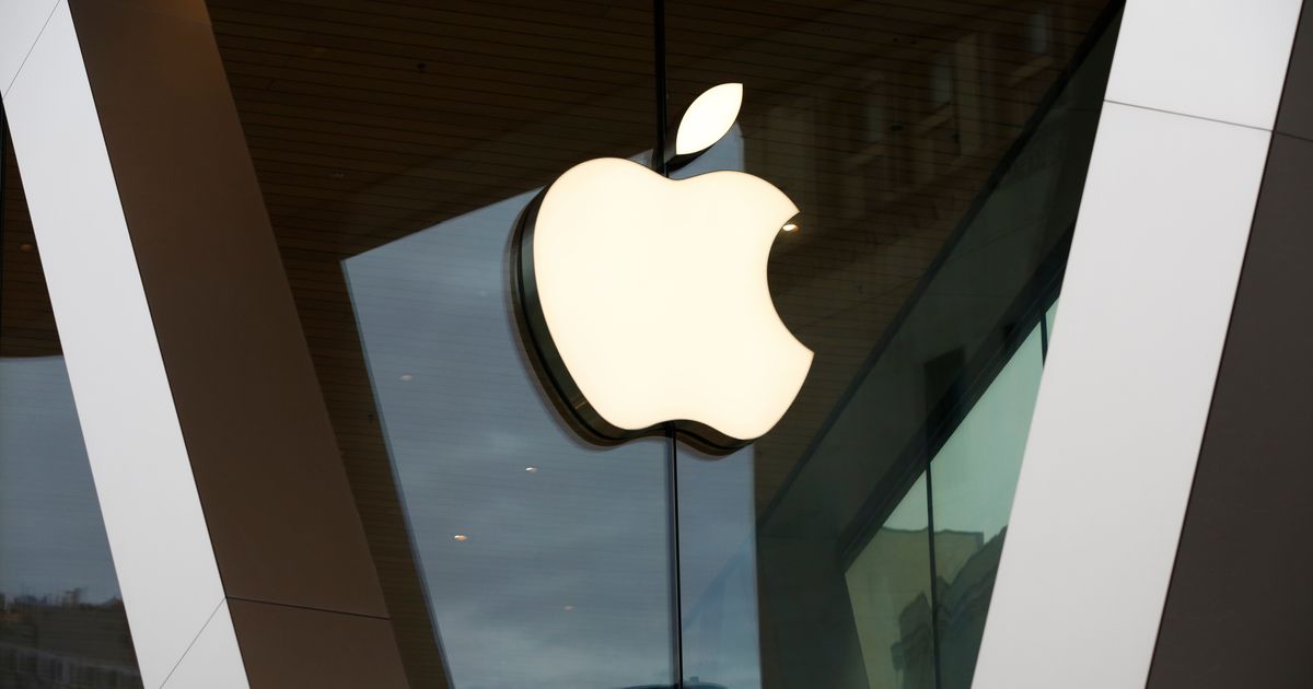 Apple’s iPhone sales surge to new quarterly high despite early missteps in artificial intelligence :: WRAL.com