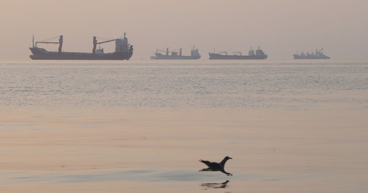 Iran says 4 tankers strike mines and catch fire in Strait of Hormuz, and other Mideast news