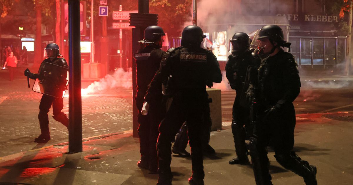 French capital hosts Paris Saint-Germain parade after clashes marred Champions League win