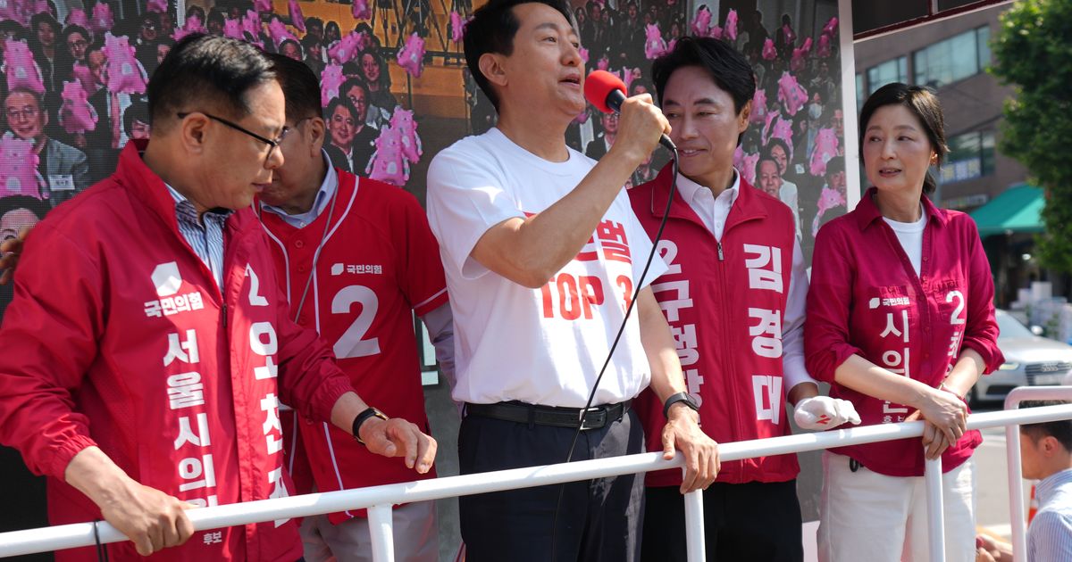 South Korea’s Democratic Party Projected to Win Landslide Victory in Local Elections