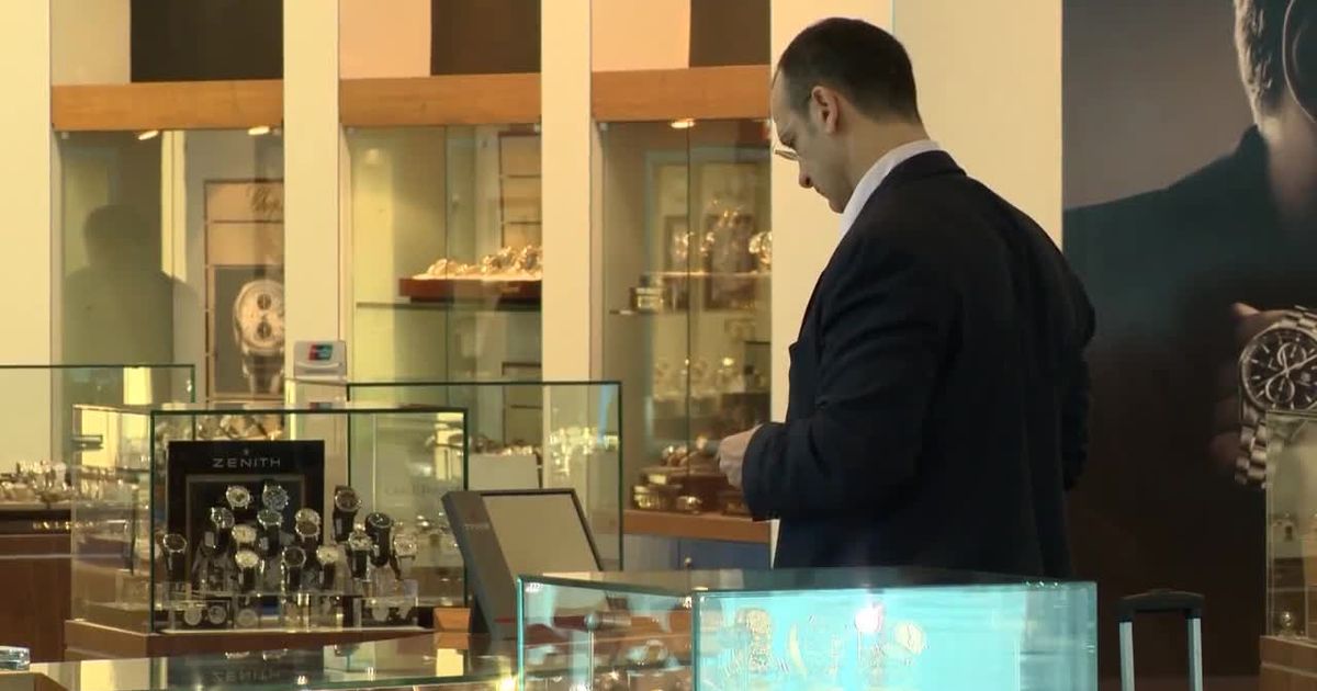 Father's Day, Prime Day to bring record spending. Here's how to shop smart, and avoid scams