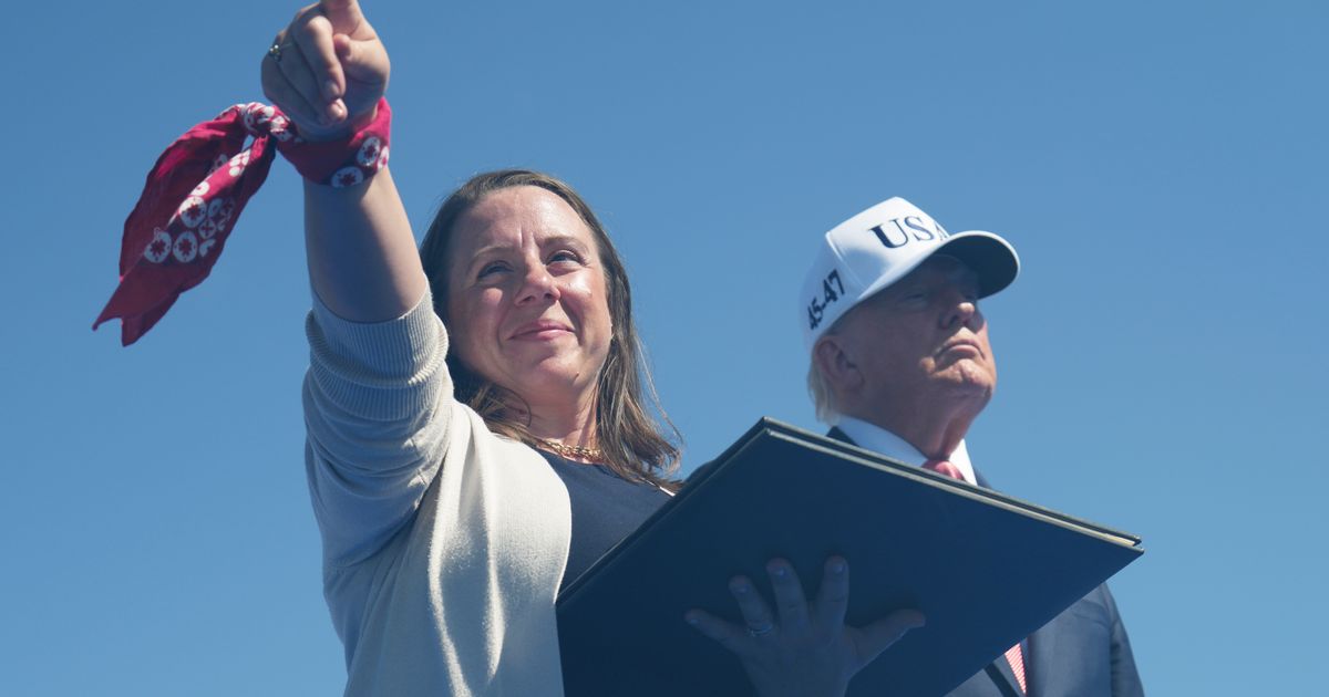 Paige Crowther Charbonnea, left, after President Donald Trump posthumously awarded the Presidential Medal of Freedom to her