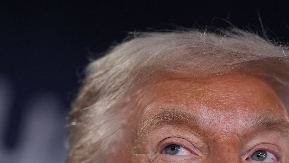 President Donald Trump speaks during a meeting of Global Business Leaders at the Annual Meeting of the World Economic Forum in Davos, Switzerland, Wednesday, Jan. 21, 2026. (AP Photo/Evan Vucci)