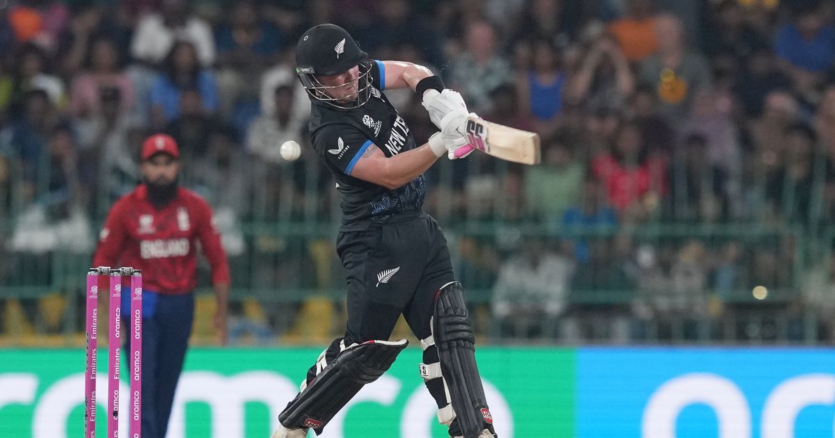 New Zealand wins toss and bats in T20 World Cup game vs. England