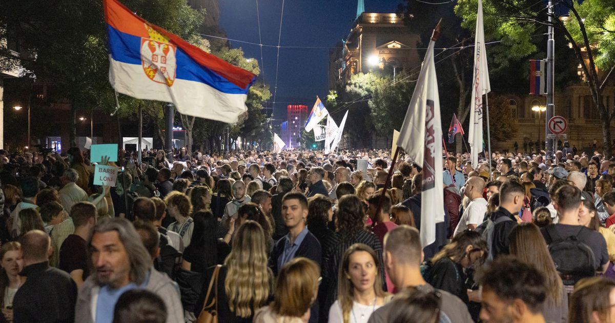 Serbian rector's phone was infected with spyware during student protests, group says