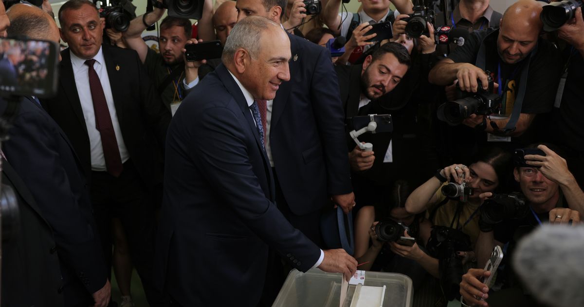 Armenians vote in general election under Russian pressure aimed at preventing a drift toward West