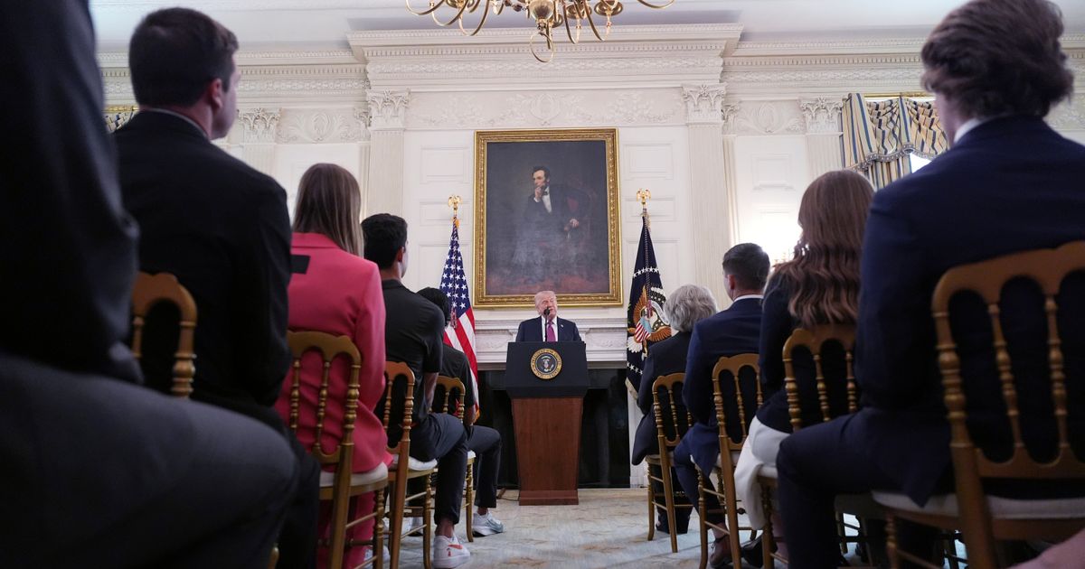 Trump renews his call for Congress to intervene and pass legislation to control college sports